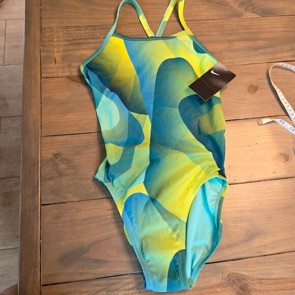 Nike Spectrum Crossback One Piece competitive swim suit NWT size 30 (s/m) - Picture 2 of 11